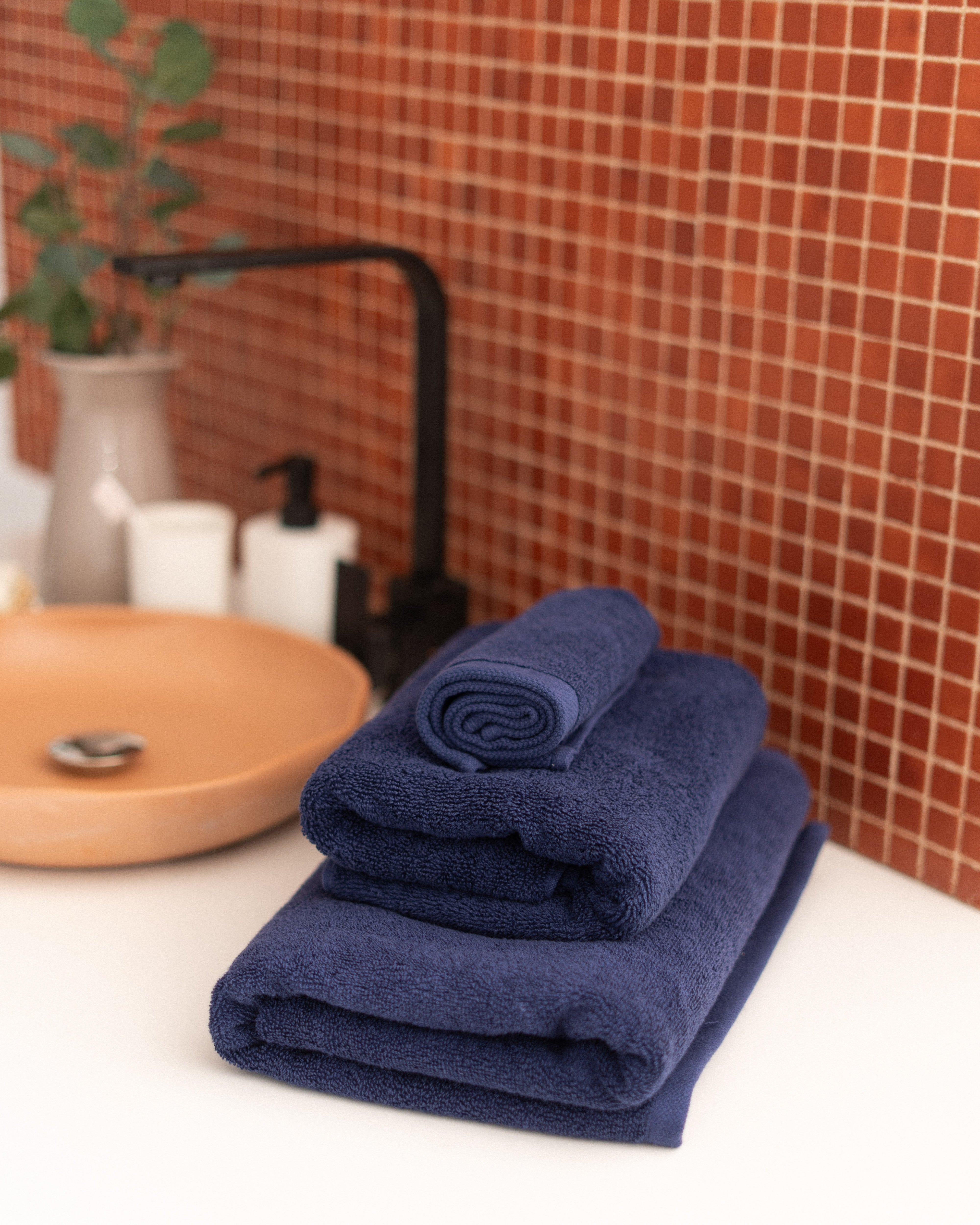 Face Towel 600 GSM - Single Dobby Border - Greek Cotton