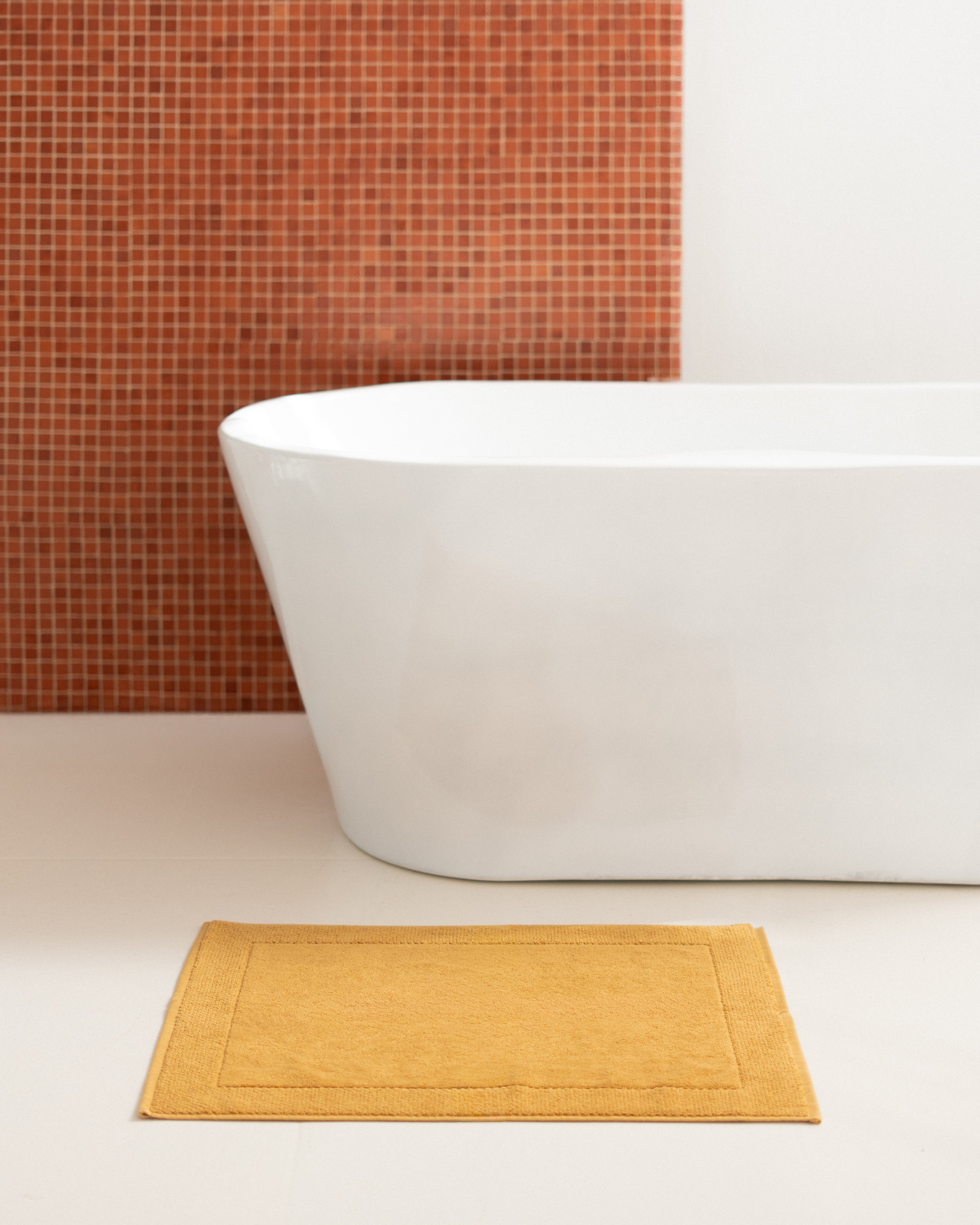 Bathmat 900 GSM - Border - Greek Cotton