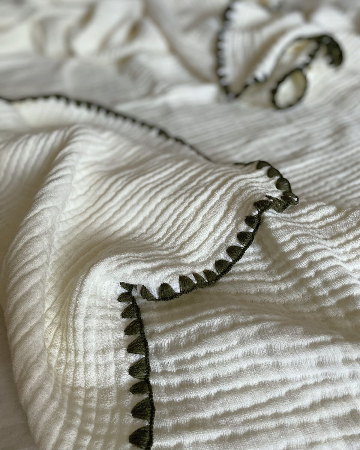Crochet-Border Coverlet - Muslin - Cotton