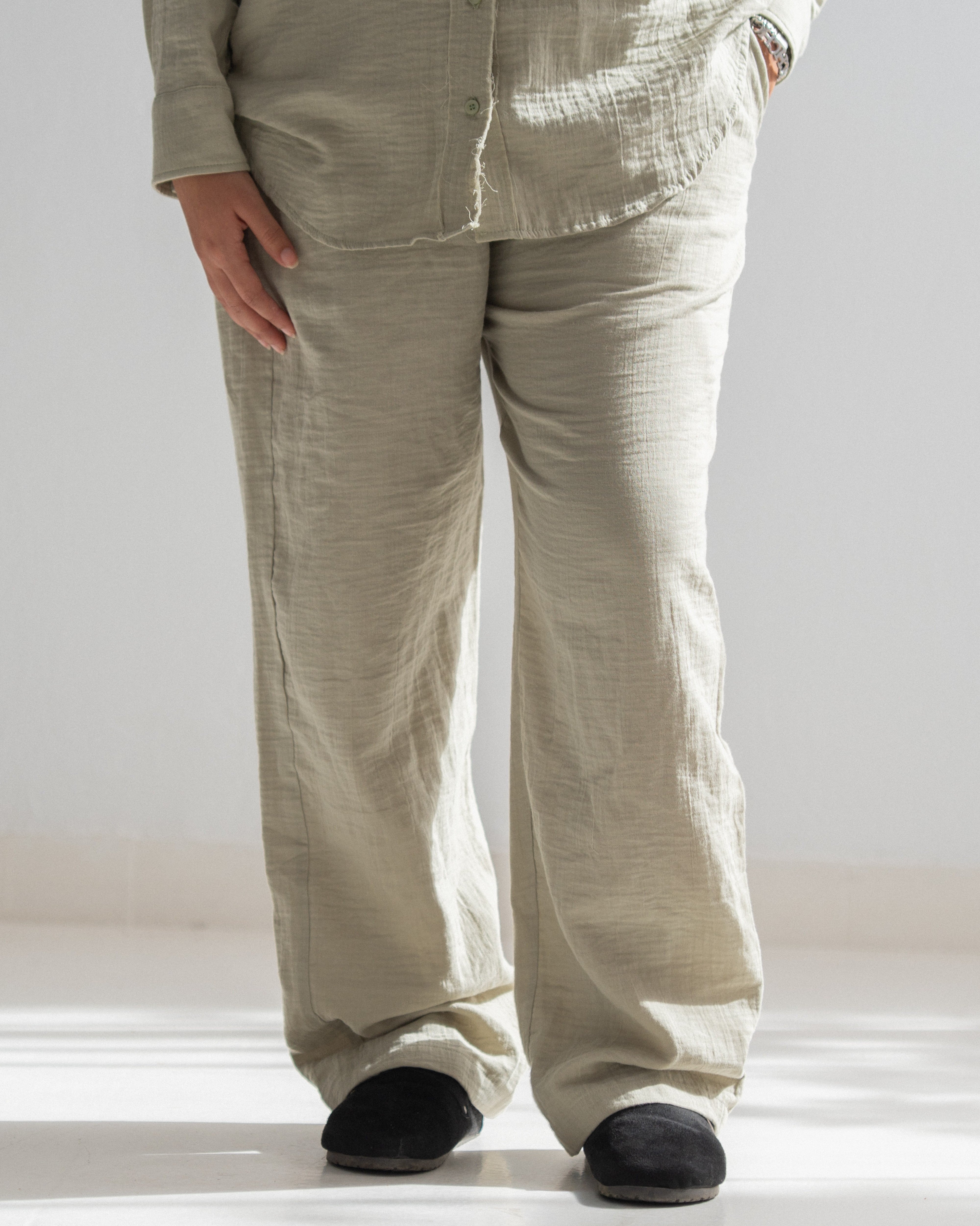 Relaxed Cotton Gauze Pants - Plain