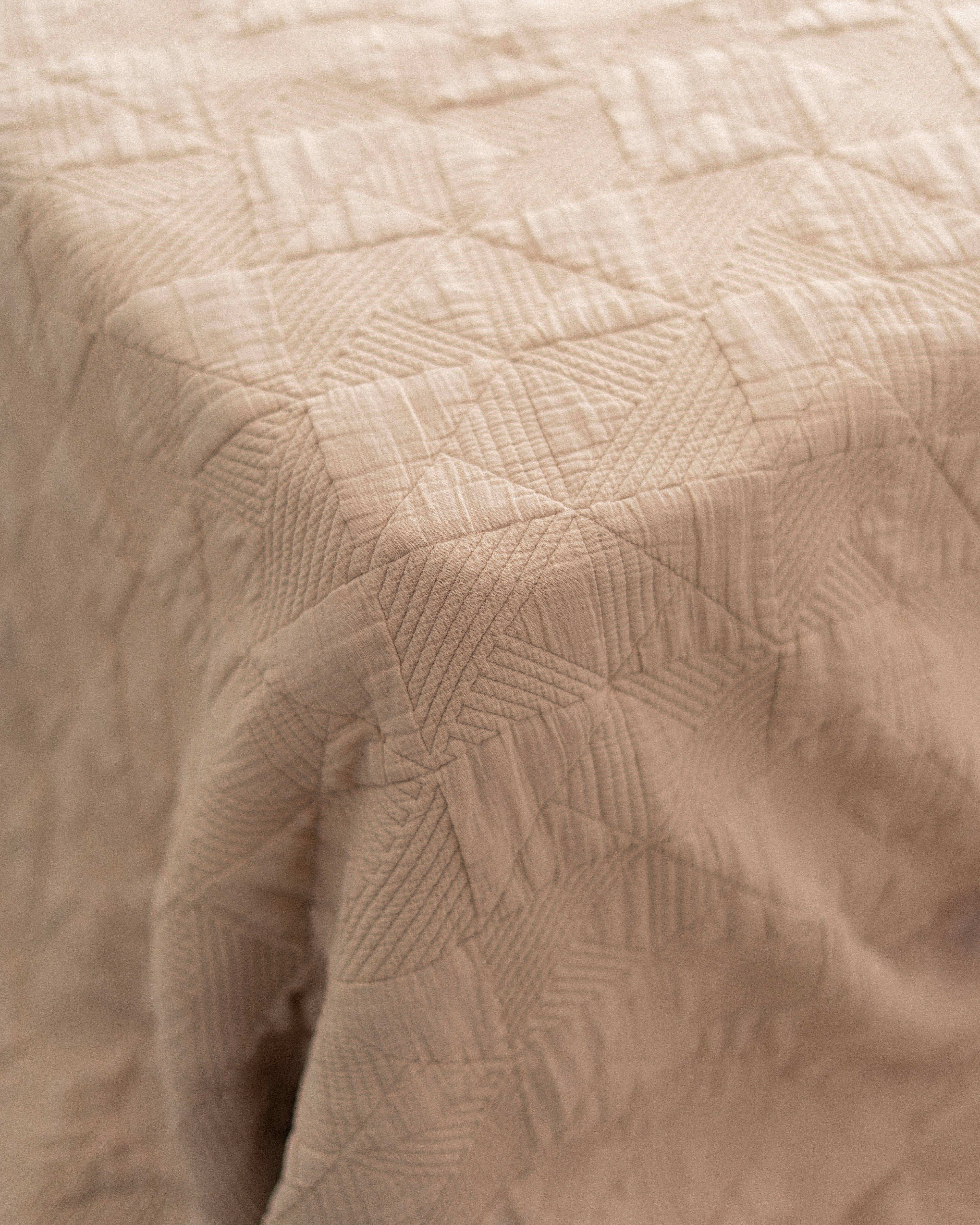 Mid-Season Quilt - Triangle - Egyptian Cotton Shell