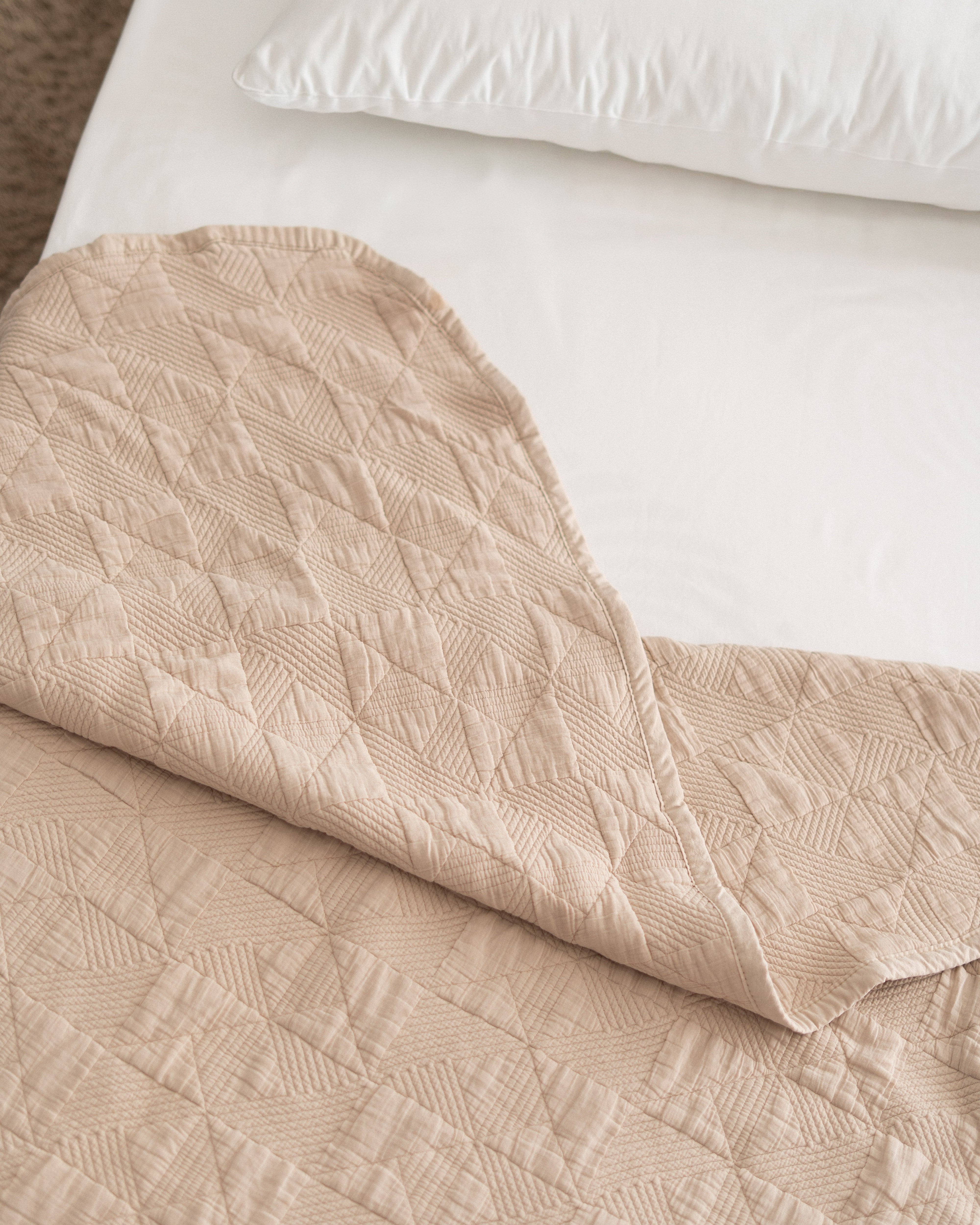 Mid-Season Quilt - Triangle - Egyptian Cotton Shell