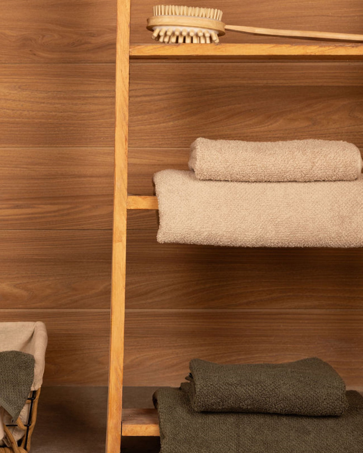 Bath Set (Body Towel + Face Towel + 4 Hand Towel + 2 Bathmats)