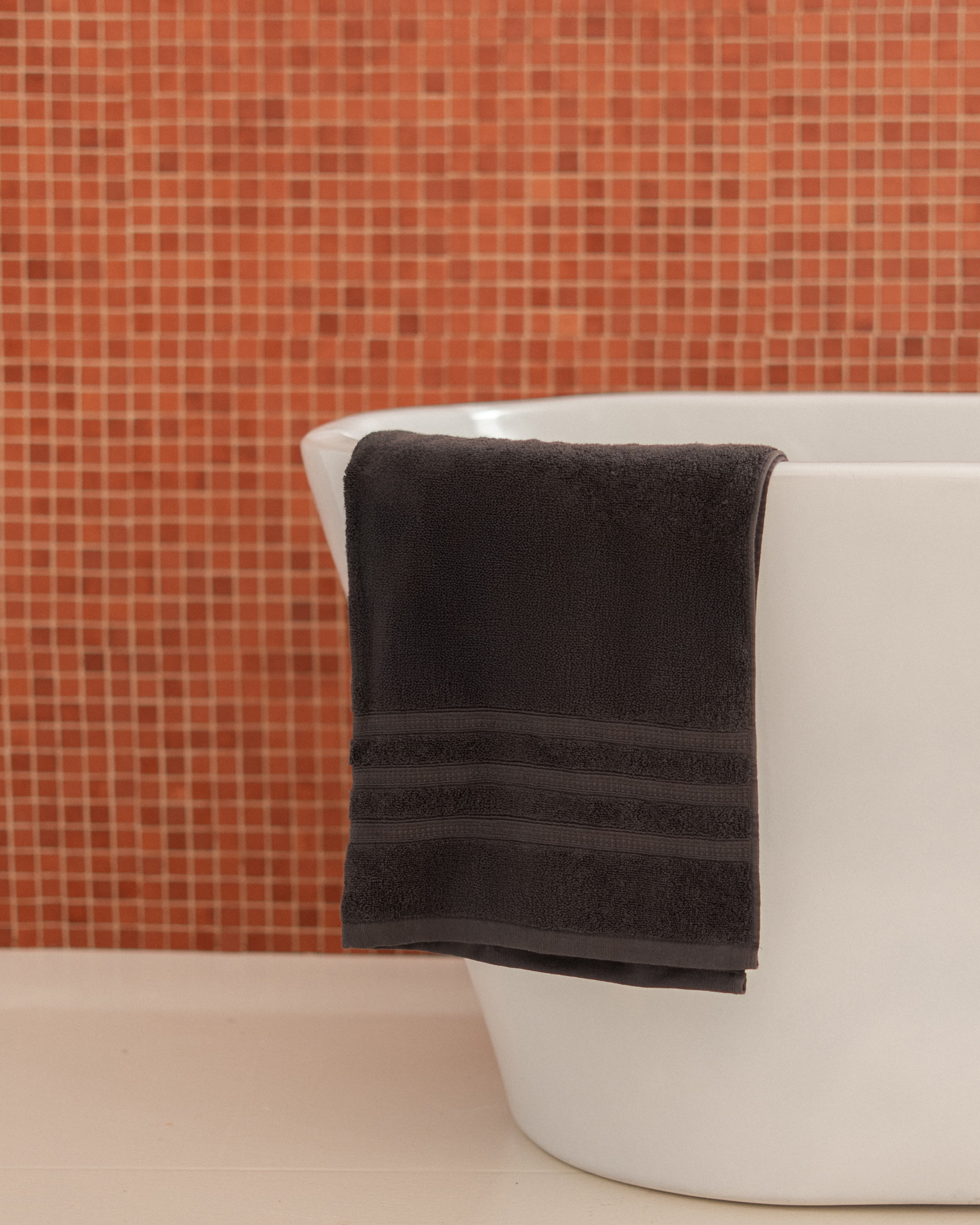 Body Towel 600 GSM - Tripple Dobby Border - Greek Cotton