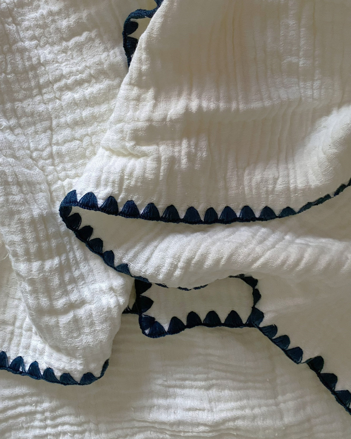 Crochet-Border Coverlet - Muslin - Cotton