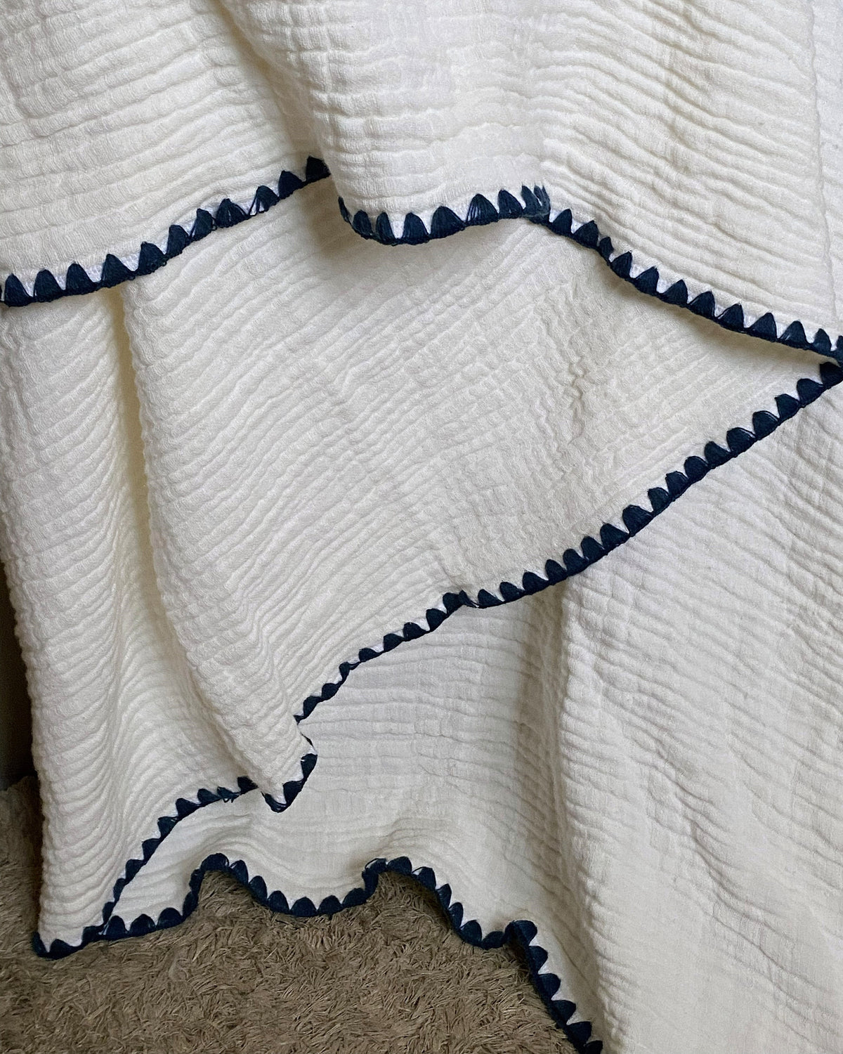 Crochet-Border Coverlet - Muslin - Cotton
