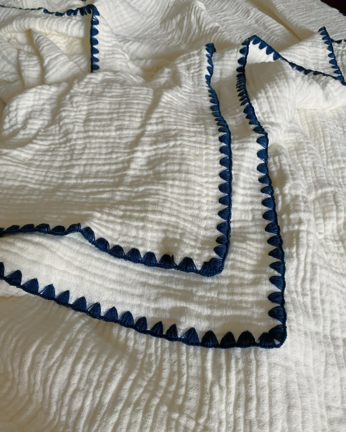 Crochet-Border Coverlet - Muslin - Cotton