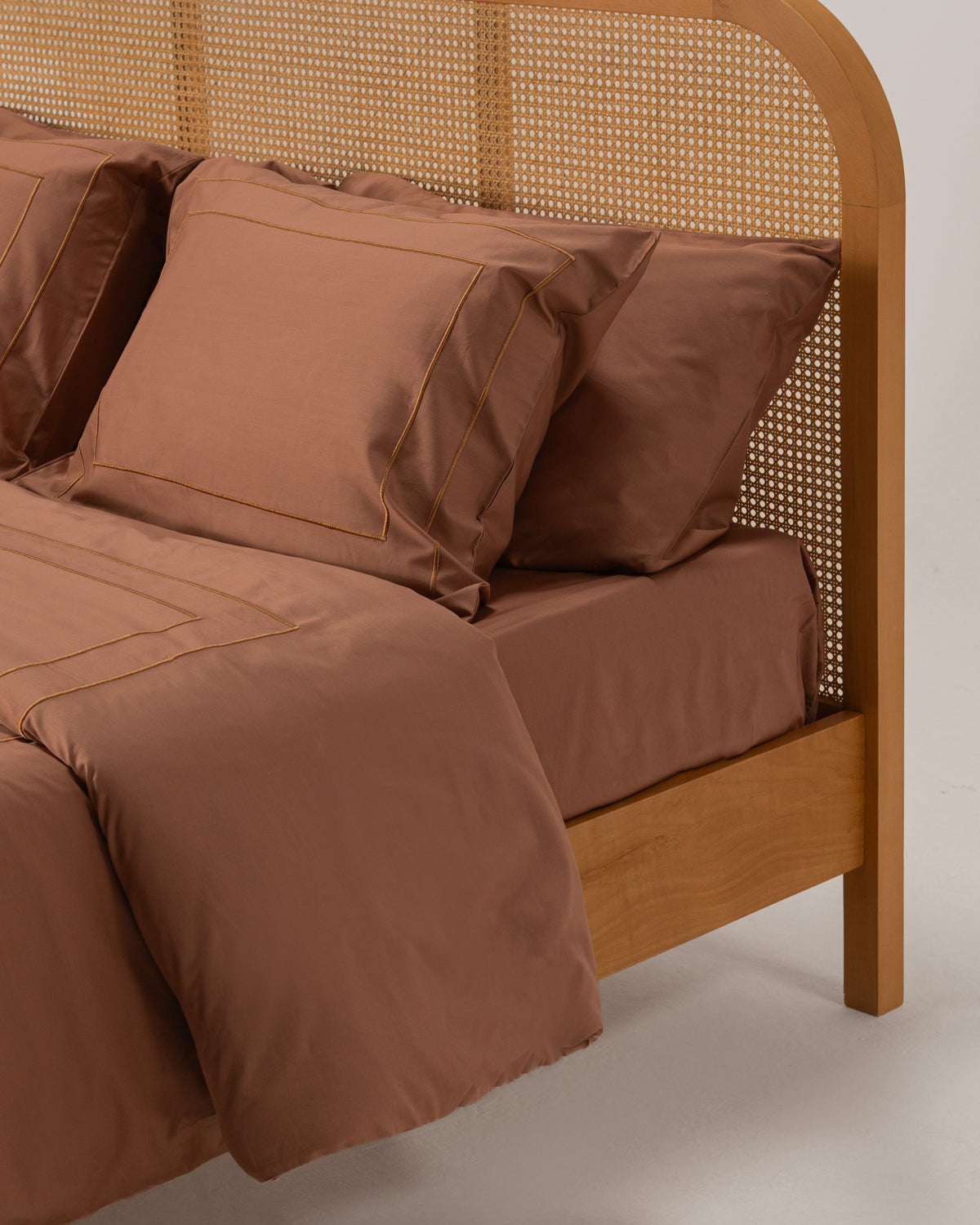 Duvet Cover Set - Double Frame Embroidery - Egyptian Cotton - Sateen