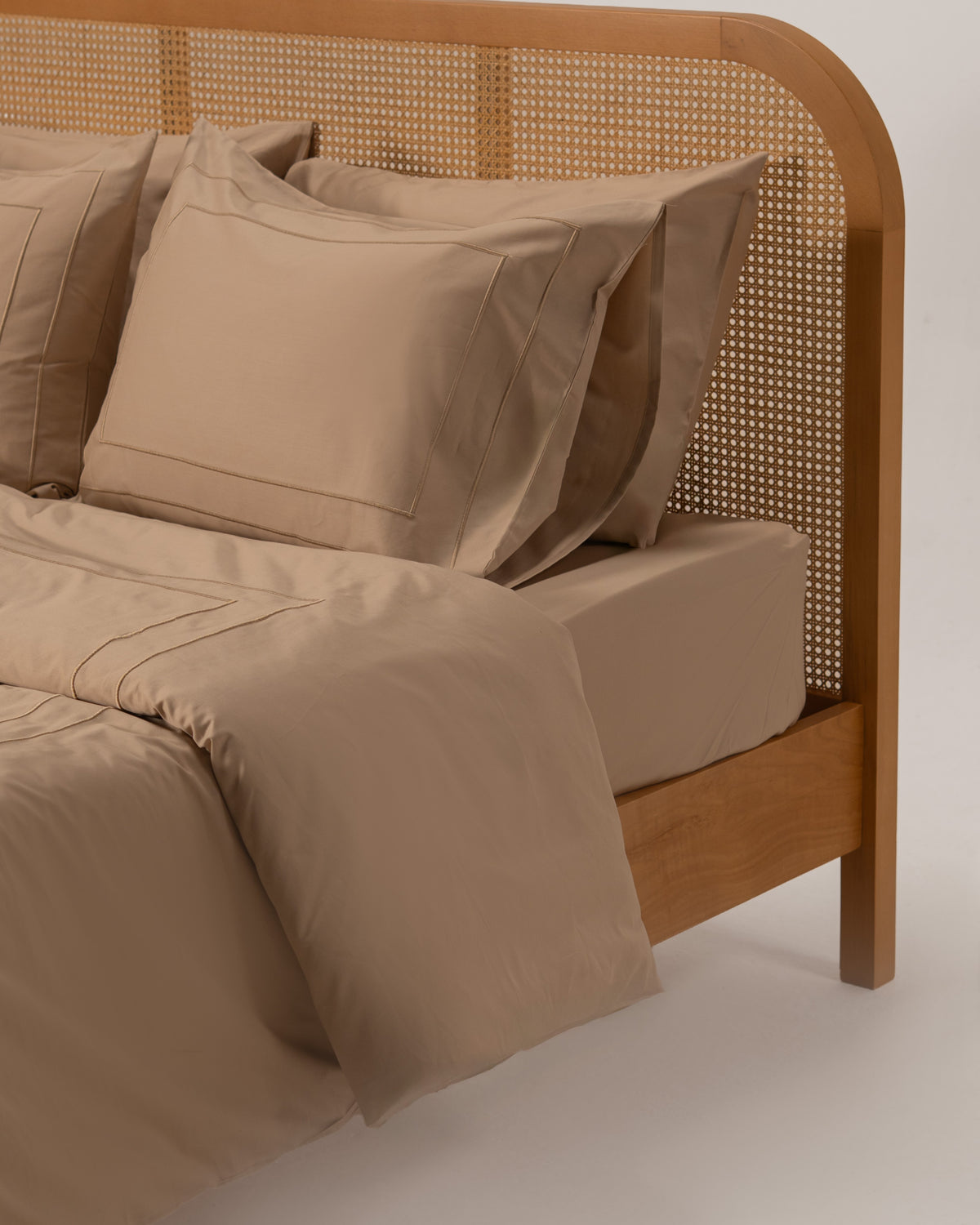 Duvet Cover Set - Double Frame Embroidery - Egyptian Cotton - Sateen