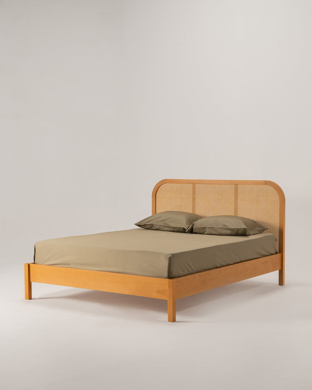 Bedsheet Set - Flat - Plain - Egyptian Cotton - Sateen