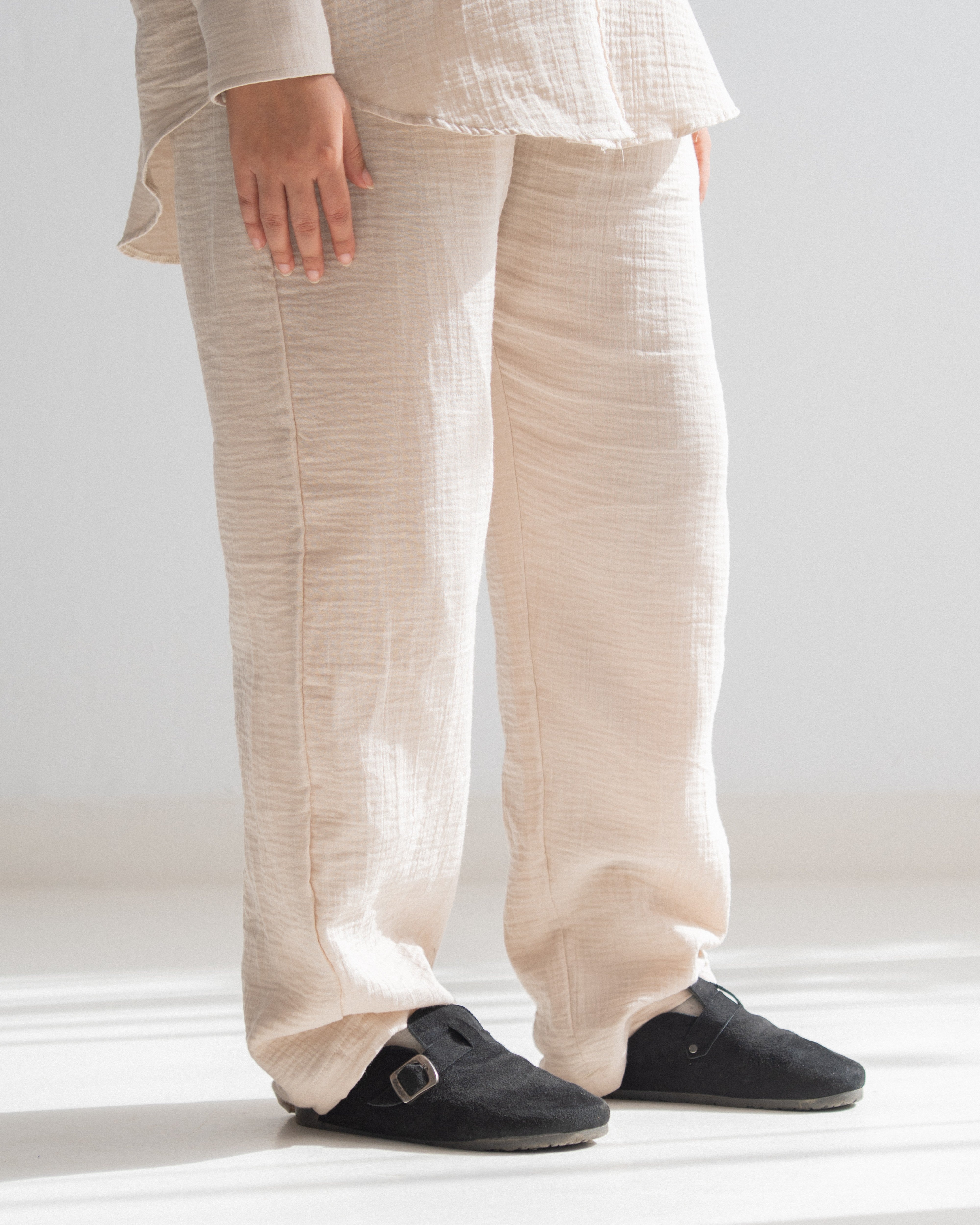 Relaxed Cotton Gauze Pants - Plain