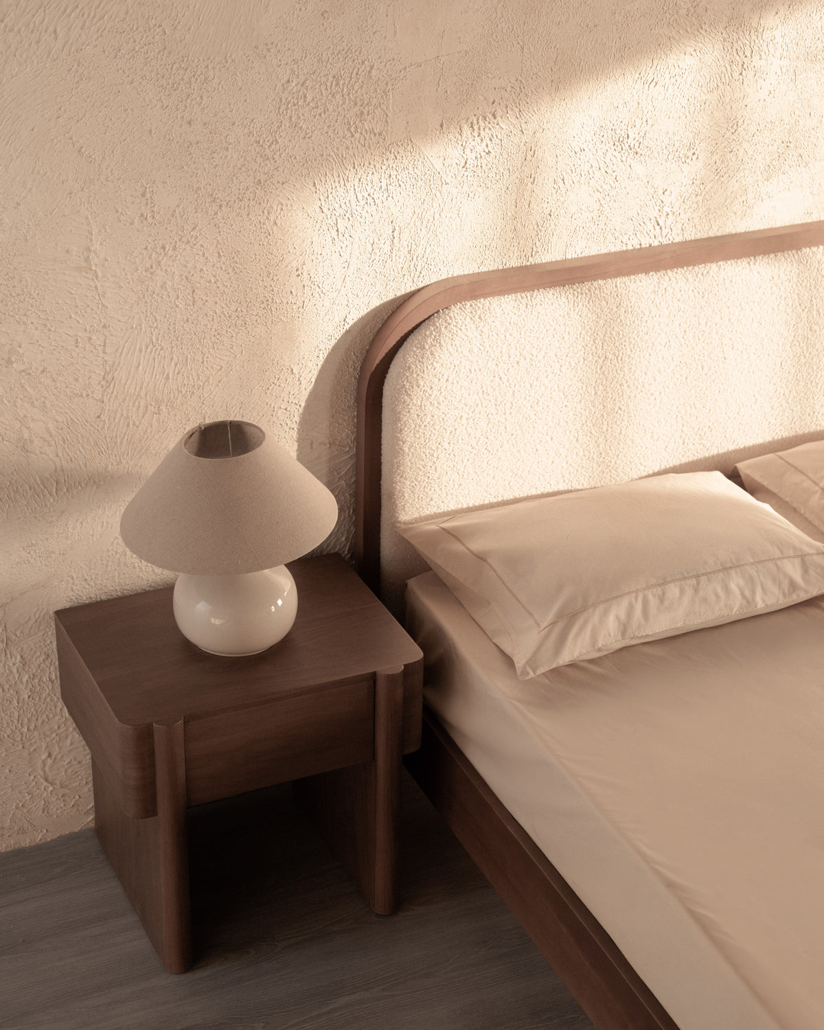 Bedsheet Set - Fitted - Single Frame Embroidery - Egyptian Cotton