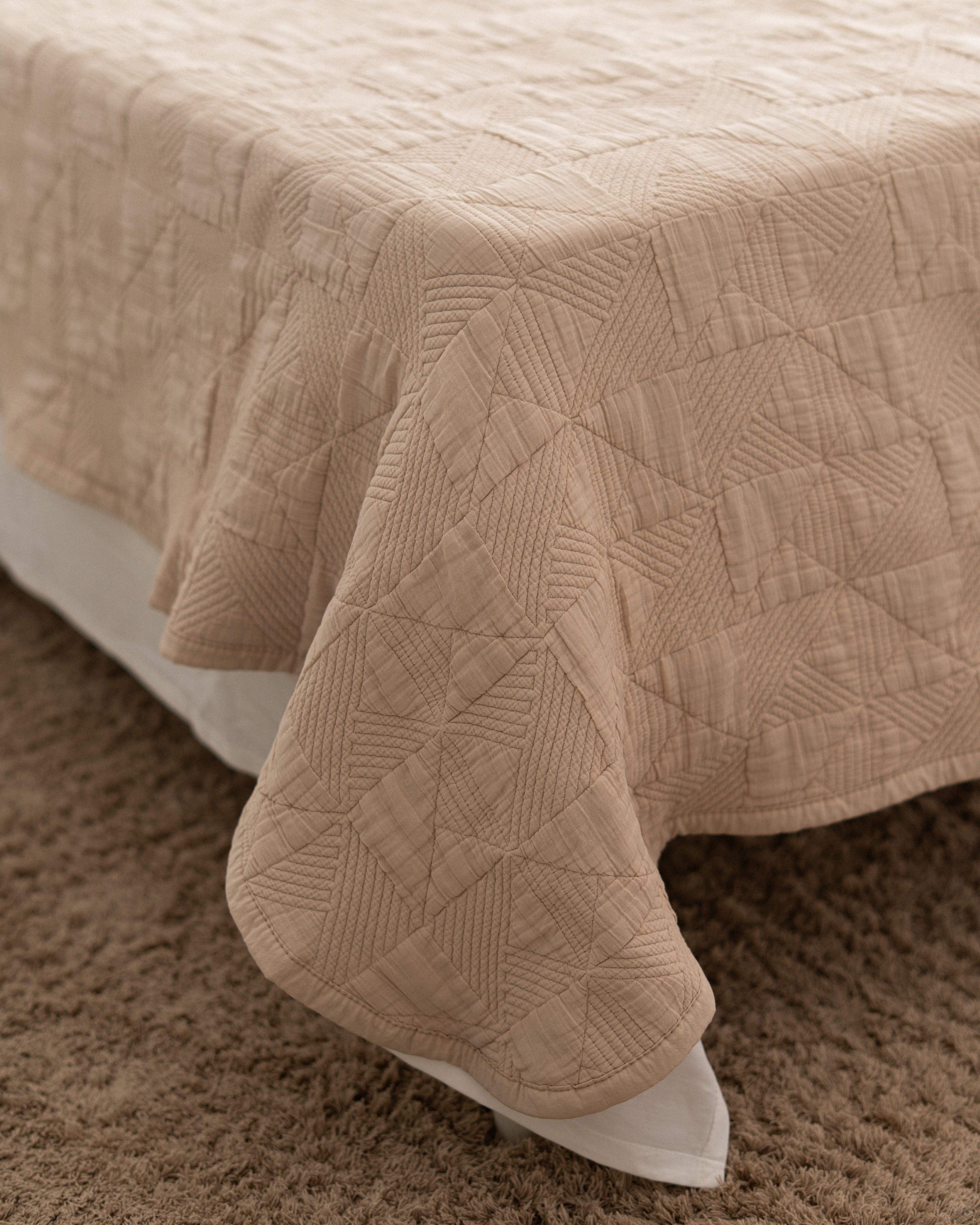 Mid-Season Quilt - Triangle - Egyptian Cotton Shell