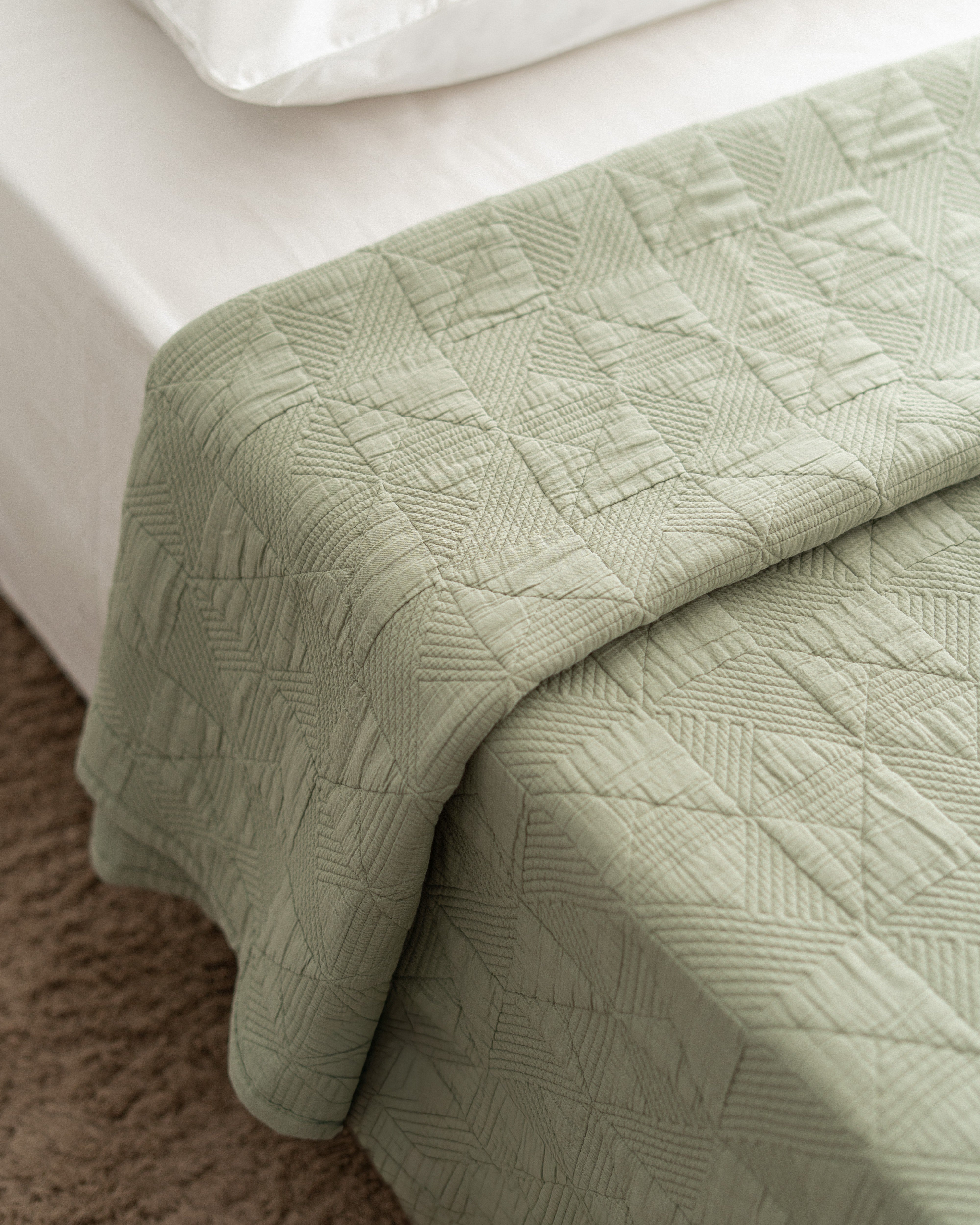 Mid-Season Quilt - Triangle - Egyptian Cotton Shell